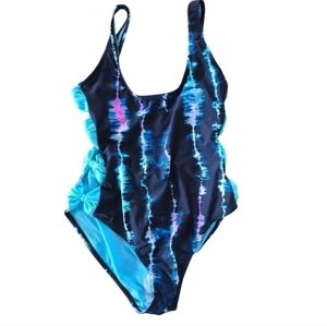 NWT Cyn & Luca Blue and Pink Tie Dye One Piece Swimsuit Size Small